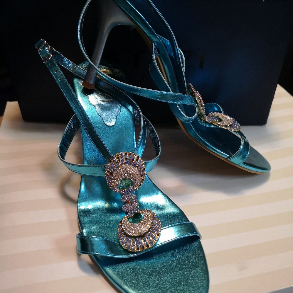 High heels sandals